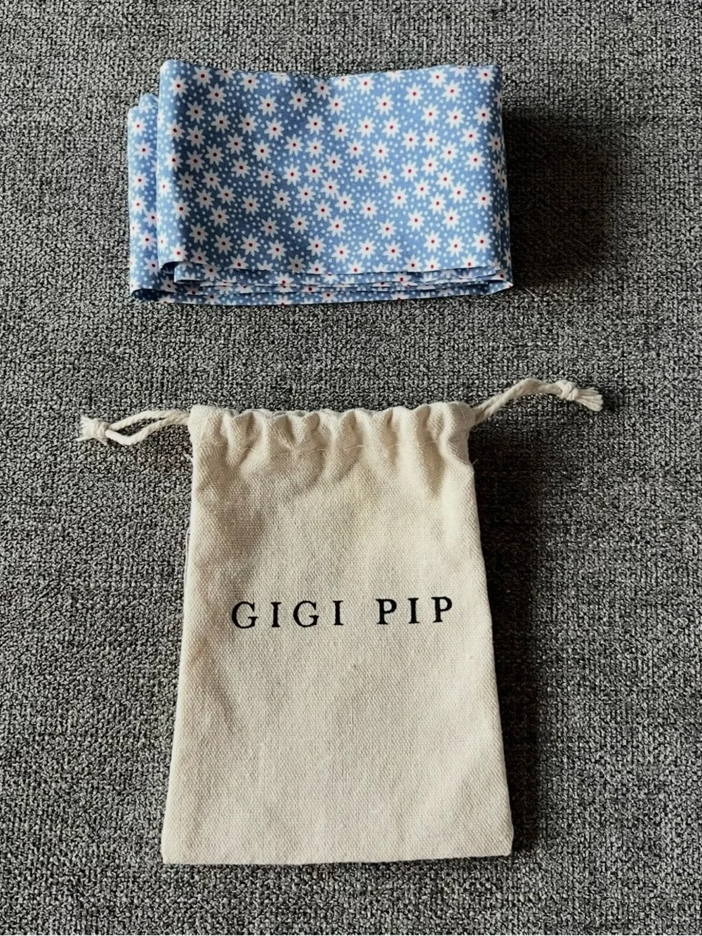 NEW Gigi Pip Girls Hat Tie